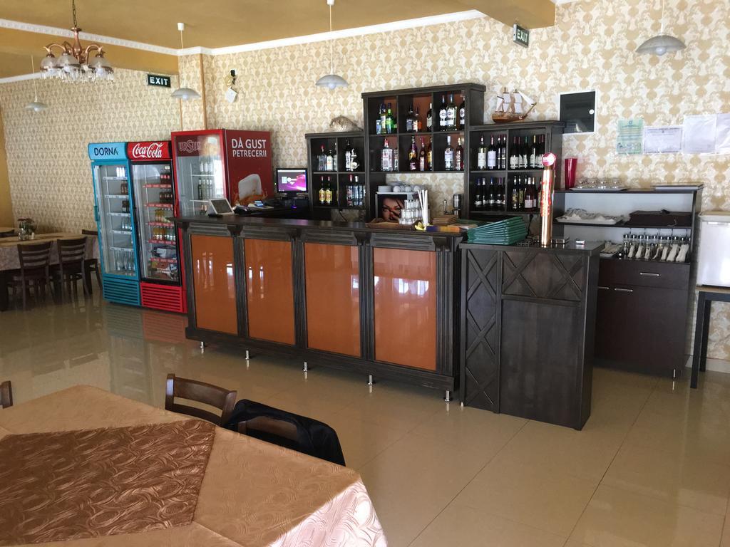 Pensiunea Mirific Dubova Ngoại thất bức ảnh